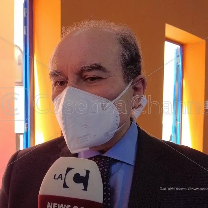 Corigliano Rossano, chiuso il reparto COVID e la Pneumologia