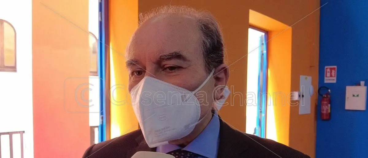 Corigliano Rossano, chiuso il reparto COVID e la Pneumologia