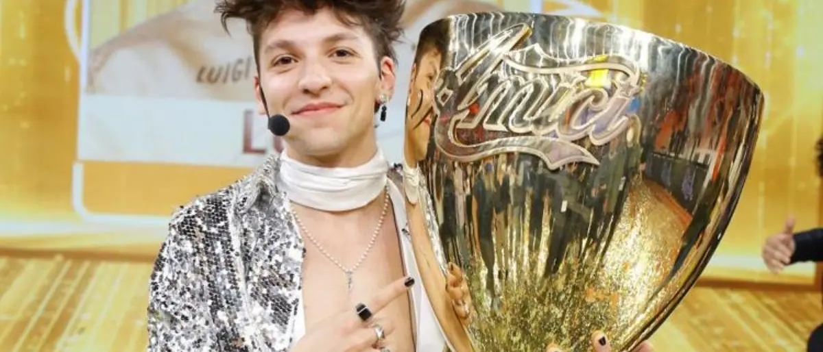 E' il calabrese Luigi Strangis il vincitore di \"Amici 2022\"