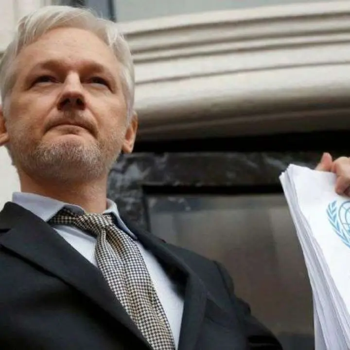 «Il giornalista australiano Julian Assange cittadino onorario di Polistena»