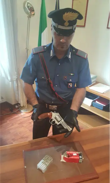 Droga, armi e furto di energia: via Popilia e via degli Stadi nel mirino dei carabinieri