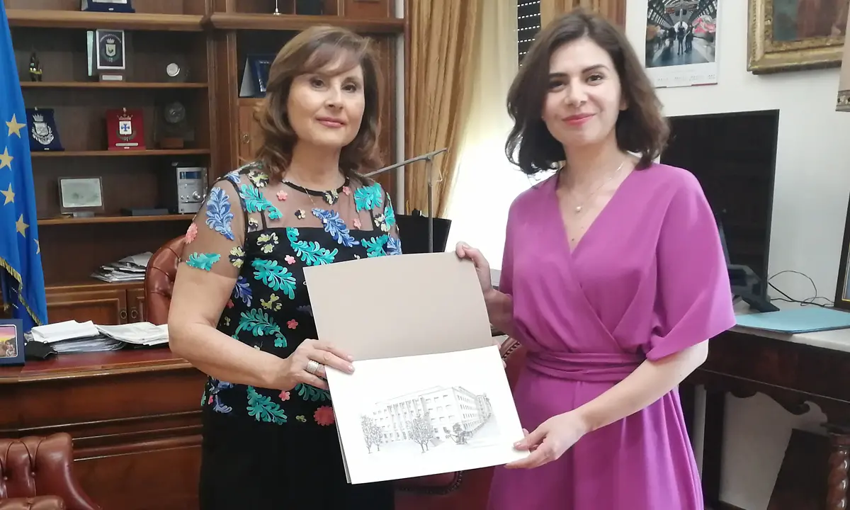 Cosenza, l'ambasciatore del Kosovo Haxhitasim in visita in città