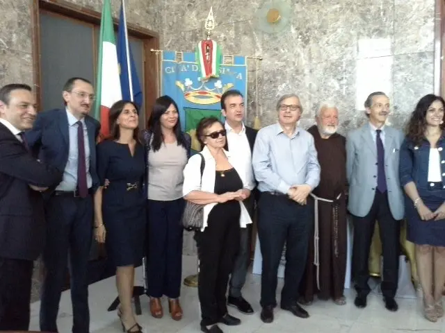 Comune di Cosenza, Occhiuto presenta la nuova Giunta. Jole Santelli vice sindaco