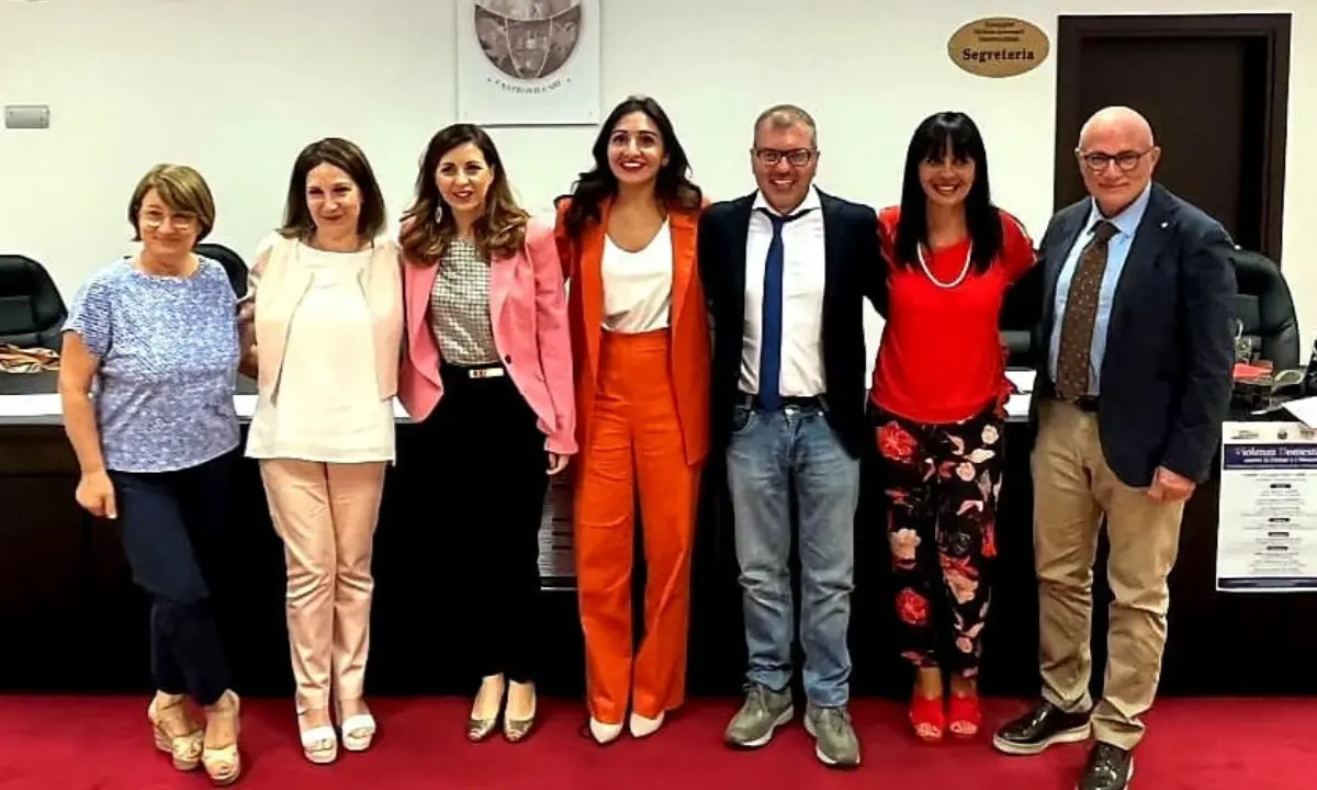 Violenza domestica contro le donne e i minori, dibattito a Castrovillari: ecco il resoconto