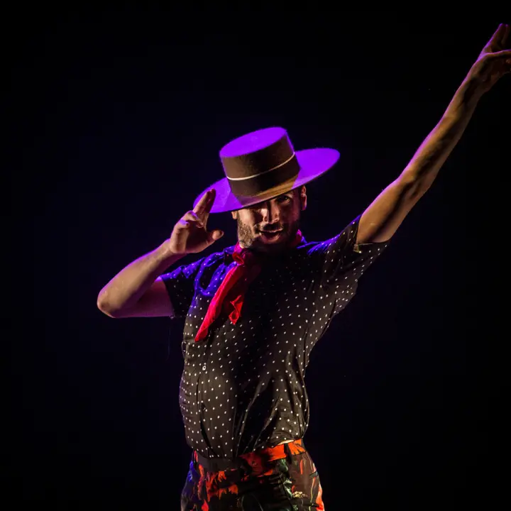 A San Lucido l'ArteInVivo Festival 2022, il viaggio come \"experience\"