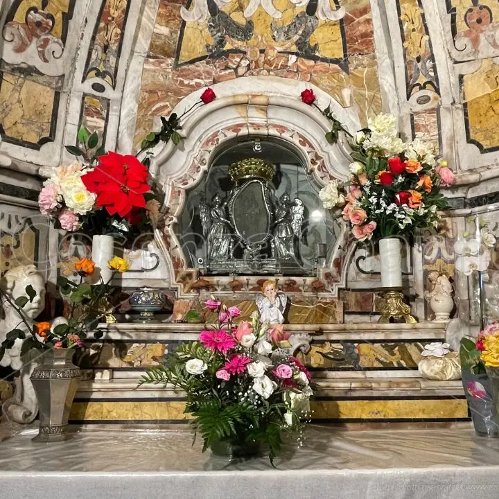 I sentieri della fede, a Cerchiara di Calabria un Santuario incastonato nella roccia