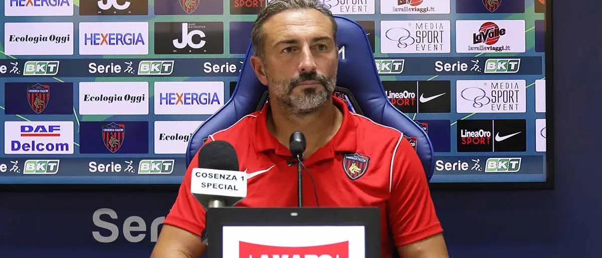 Reggina-Cosenza, Dionigi: «Partita speciale, sarà bello viverla»