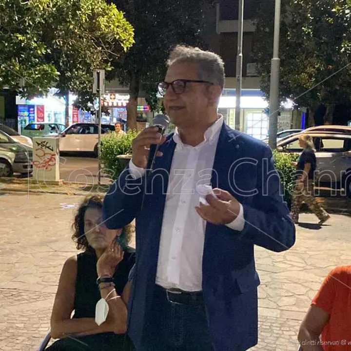 Talarico: «Dopo le medie a Rende chiuse anche le scuole elementari»