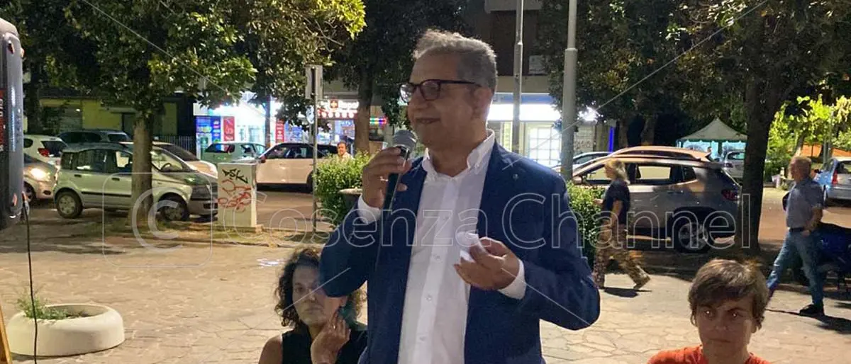 Talarico: «Dopo le medie a Rende chiuse anche le scuole elementari»