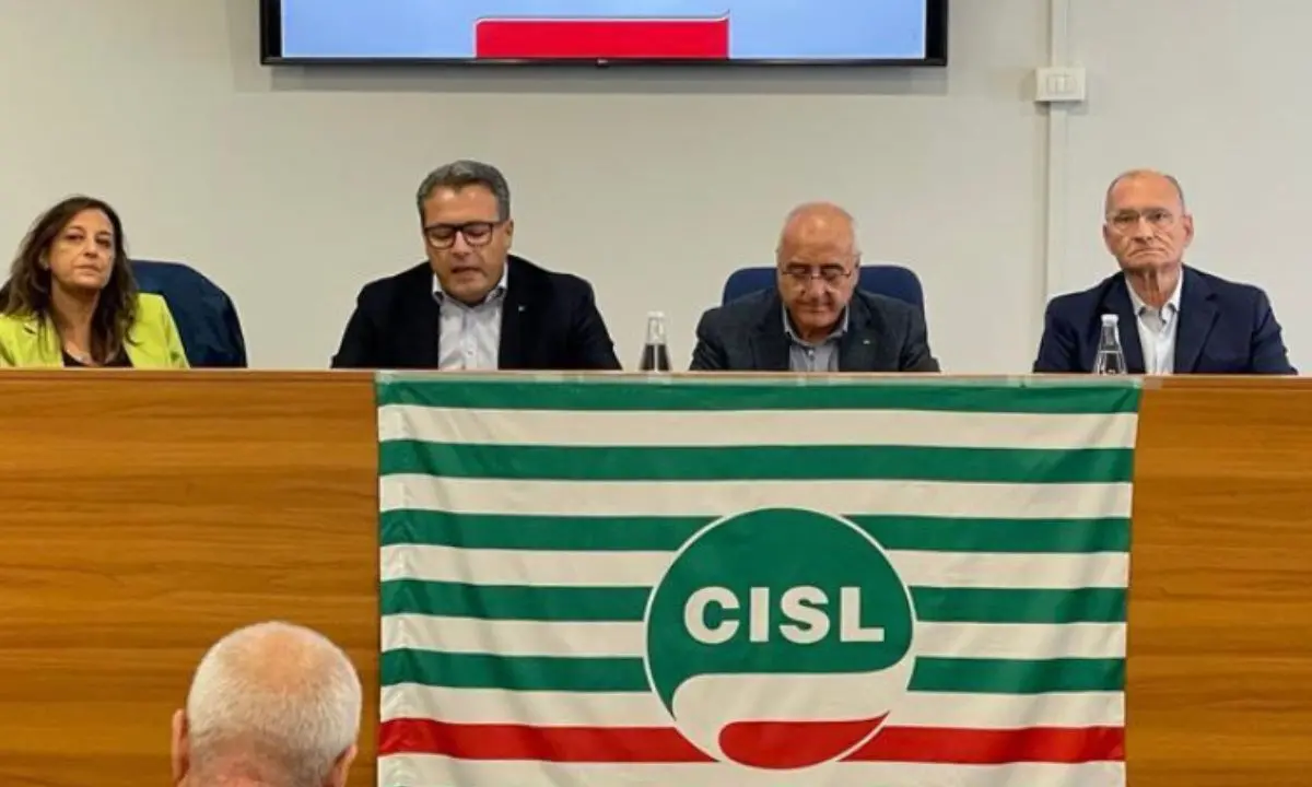 L'allarme di CISL Cosenza: «A rischio migliaia di posti di lavoro»