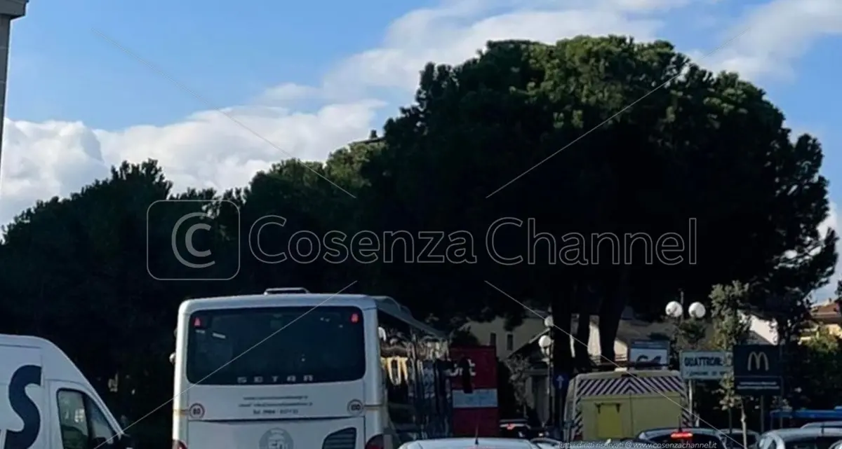 Traffico, Ghionna presenta un’interrogazione e chiede \u00A0il ripristino di sensi di marcia originari a Rende\n