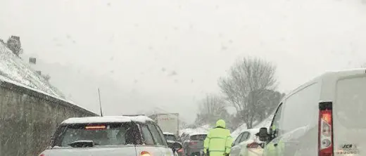 Bufera di neve sull'A3, chiesto il processo per due dirigenti dell'Anas