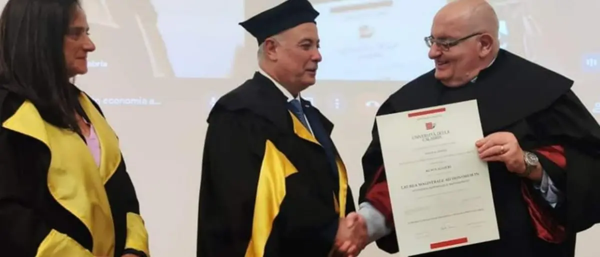 Laurea honoris causa all'imprenditore Klaus Algieri: cerimonia all'Unical