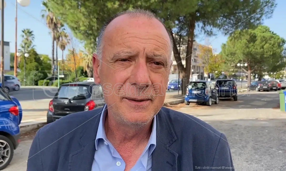 Rende, Ziccarelli punge i \"dimissionandi\": «Commedia che non fa ridere»