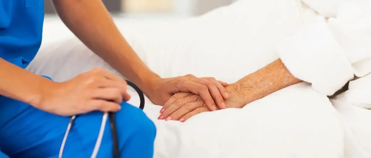 Sopravvissuto a 12 tumori diversi, i medici: «Non sappiamo come sia riuscito a superarli»