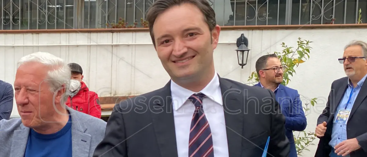 Davide Bruno: «Cosenza città sporca nonostante il comune spenda 11 milioni di euro all'anno»