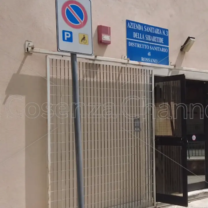 Corigliano Rossano: sta male, ma non c'è la guardia medica. Pronte azioni legali (VIDEO)