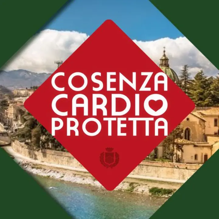 Cosenza, installati dodici defibrillatori per una città cardio-protetta
