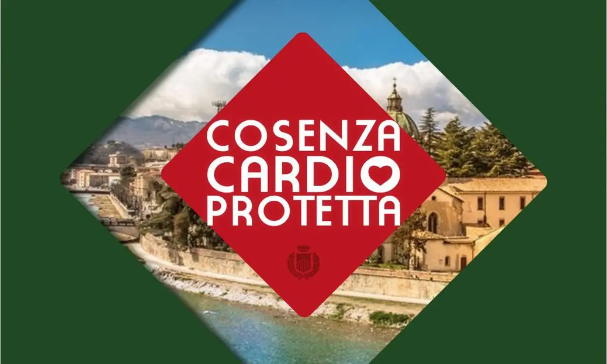 Cosenza, installati dodici defibrillatori per una città cardio-protetta