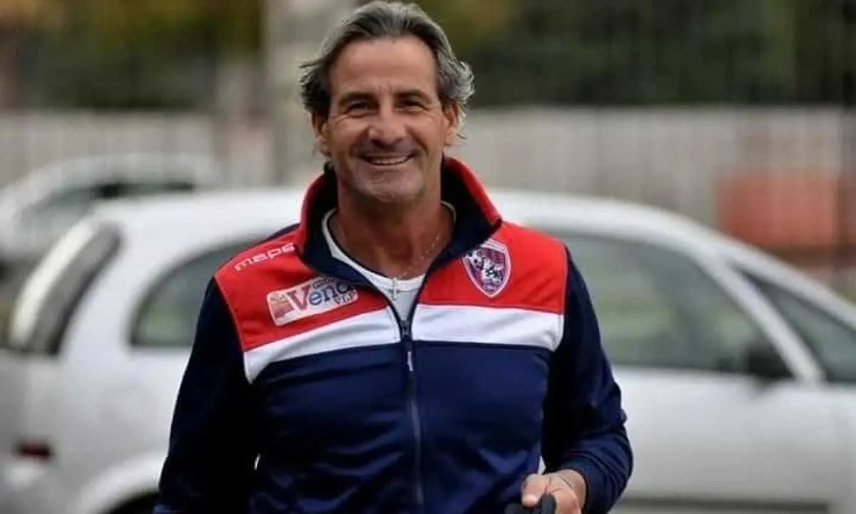 Infinito Franco Viola, il portiere torna in campo a 58 anni con la Brutium