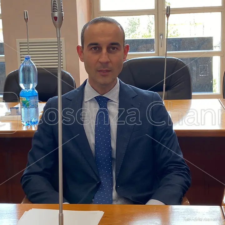 Città unica Cosenza-Rende-Castrolibero, Turco: «Sì all'unione dei servizi»