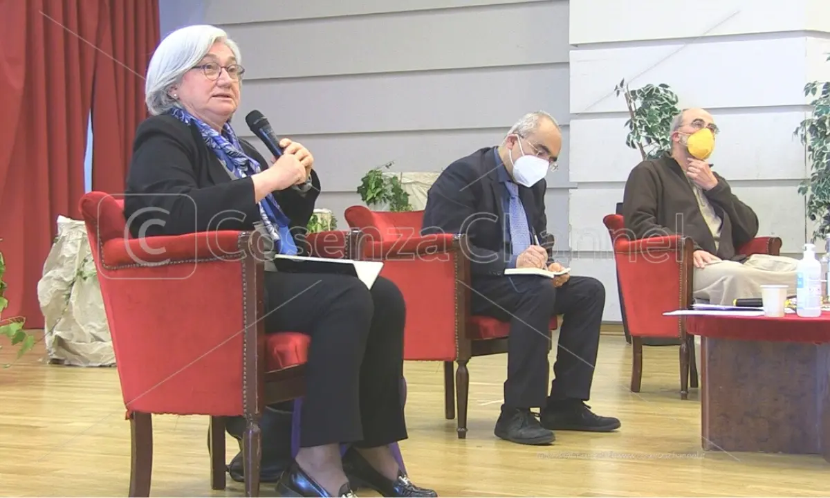 Rosy Bindi: «A Giuseppe Dossetti dobbiamo l'articolo 11: l'Italia ripudia la guerra» (VIDEO)