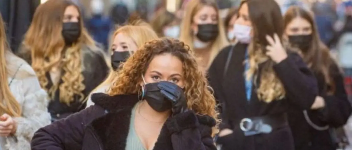 Covid, in Italia resta stabile l'Rt, cala invece l'incidenza: report Iss