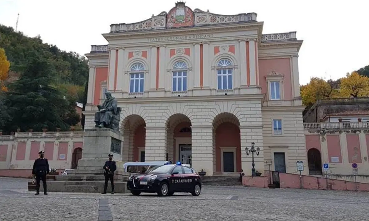 Cosenza, rapina vicino la stazione Autolinee: arrestate due persone