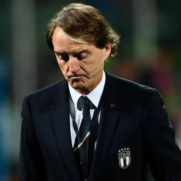 Clamorosa decisione di Roberto Mancini: si dimette da ct dell'Italia