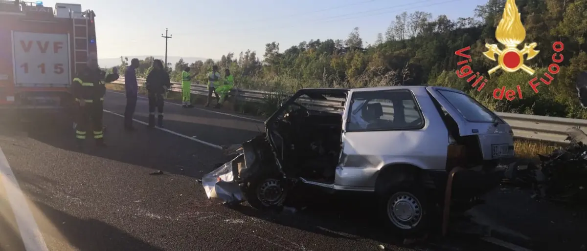Incidente mortale sulla \"Jonio-Tirreno\": deceduta una persona e altre tre sono ferite