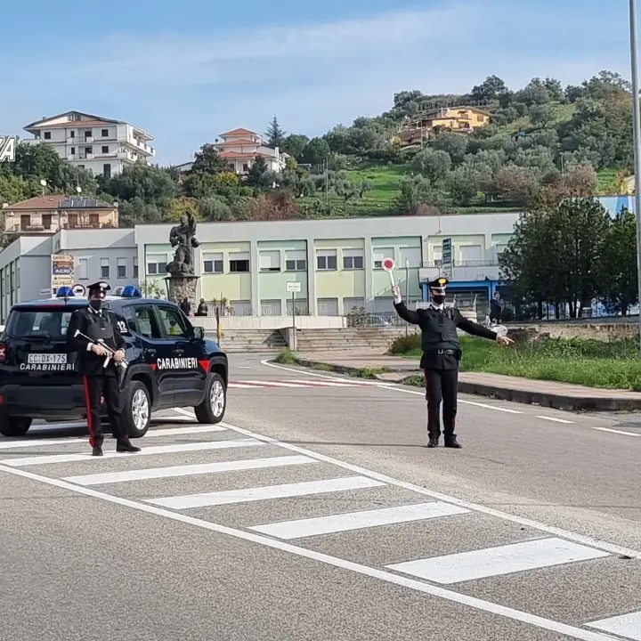 Spaccio di droga, arrestato un 60enne a Bisignano: aveva 280 grammi di marijuana