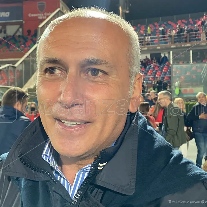 Catanzaro-Cosenza, Caruso a Fiorita: «Vincano lo sport... e la mia squadra»