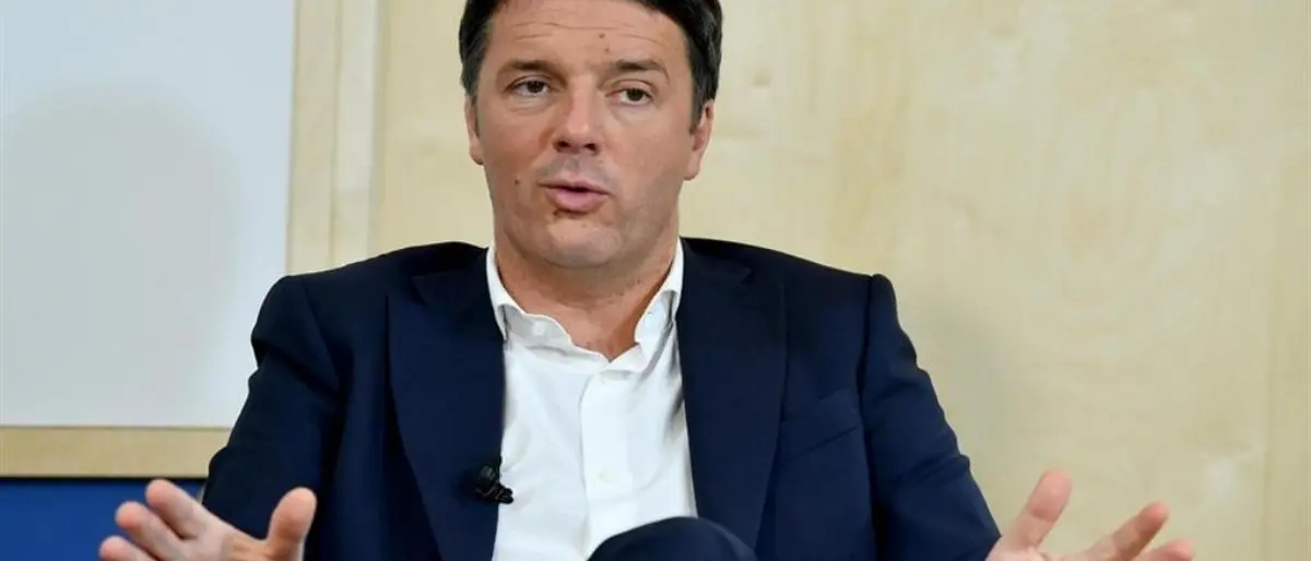 Reddito di cittadinanza, Renzi lancia raccolta firme per abolirlo