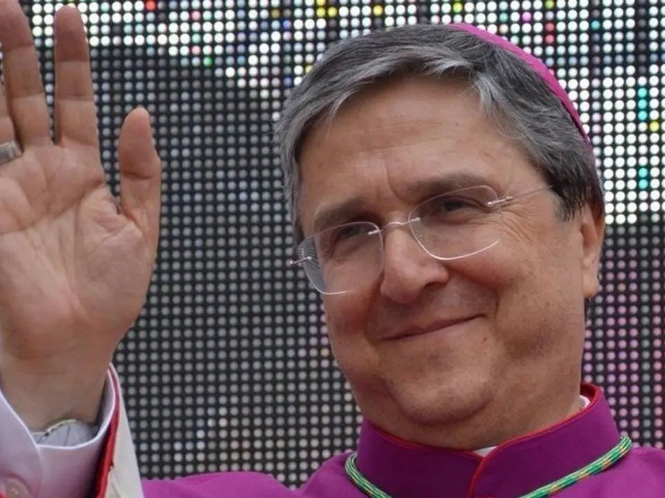 Monsignor Savino traccia un bilancio dei suoi primi 10 anni a Cassano: «Un racconto che si scrive camminando»