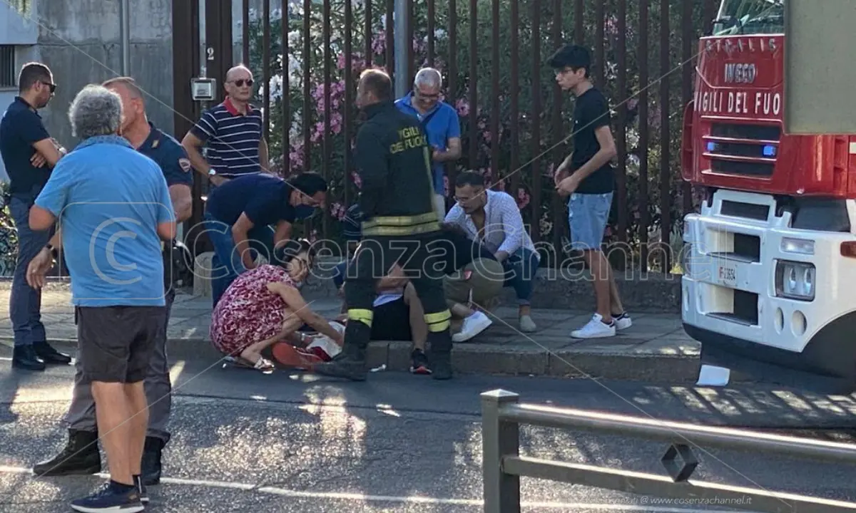 Tragedia sfiorata a Corigliano Rossano, bombola del gas scoppia durante il passaggio di un ragazzo