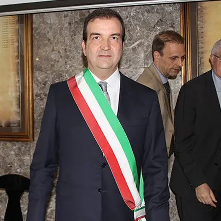 Ospedale \"Annunziata\", Mario Occhiuto: «E' una vergogna, Oliverio non risponde»