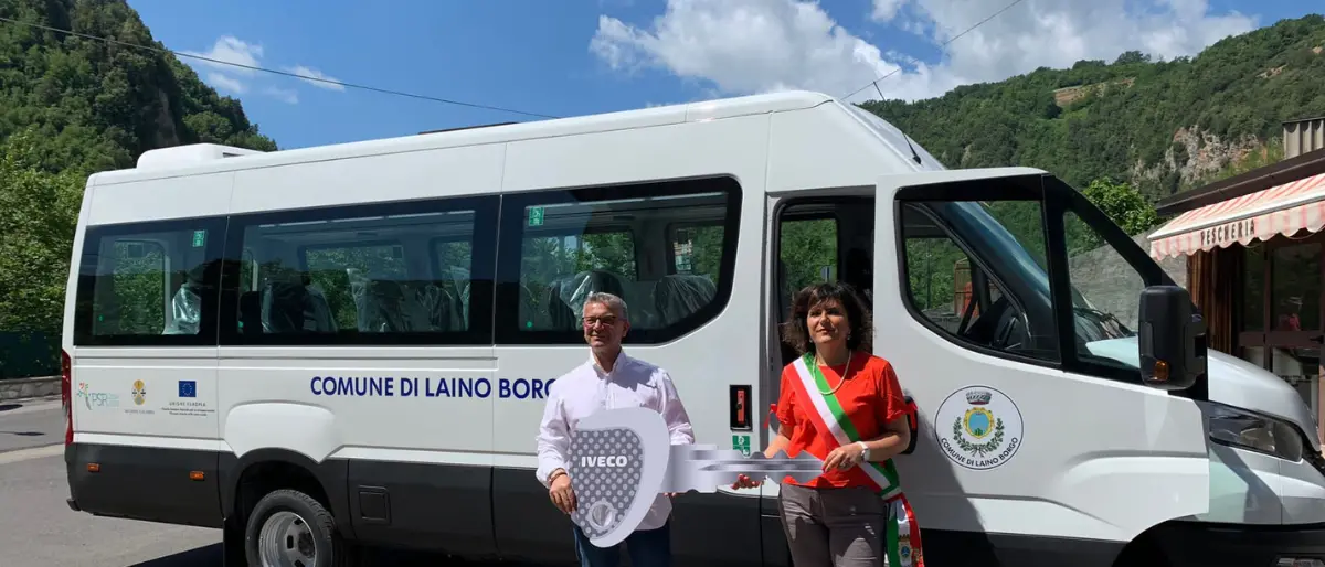 Laino Borgo, si rinnova il parco macchine per il trasporto scolastico