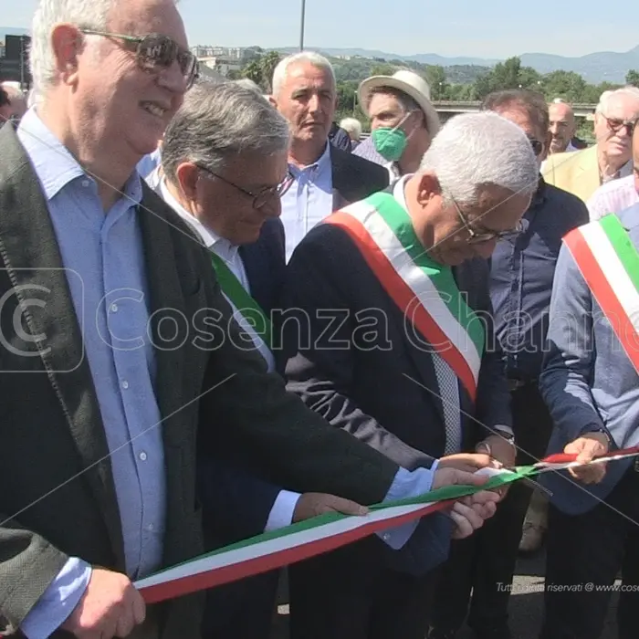 Intitolato a Giacomo Mancini il ponte che collega Cosenza e Rende (VIDEO)