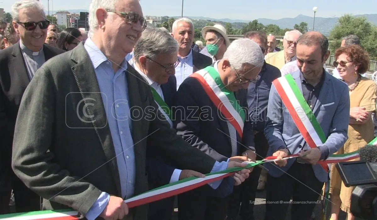 Intitolato a Giacomo Mancini il ponte che collega Cosenza e Rende (VIDEO)