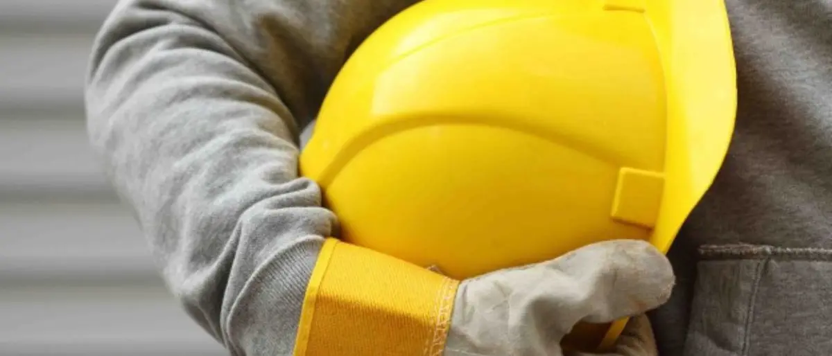 San Marco Argentano, operaio cade dal tetto nella zona industriale: è grave