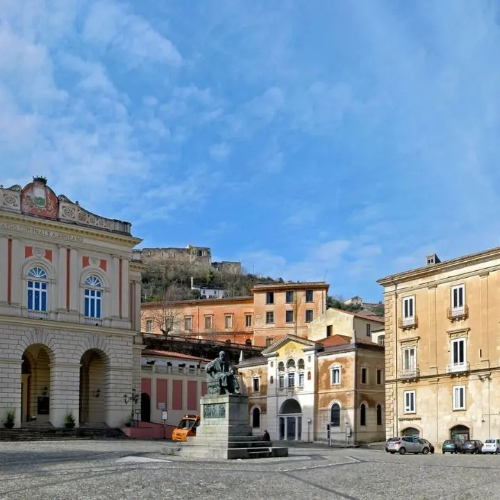 Cosenza, istituiti dalla Polizia Municipale nuovi divieti di sosta e di transito