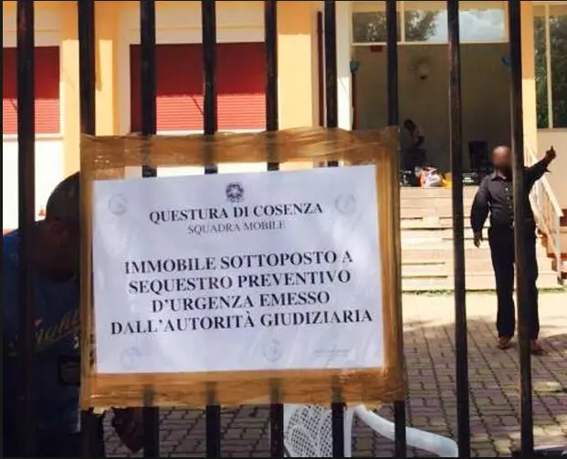 Le minacce al presidente dell'ex centro migranti di Aprigliano