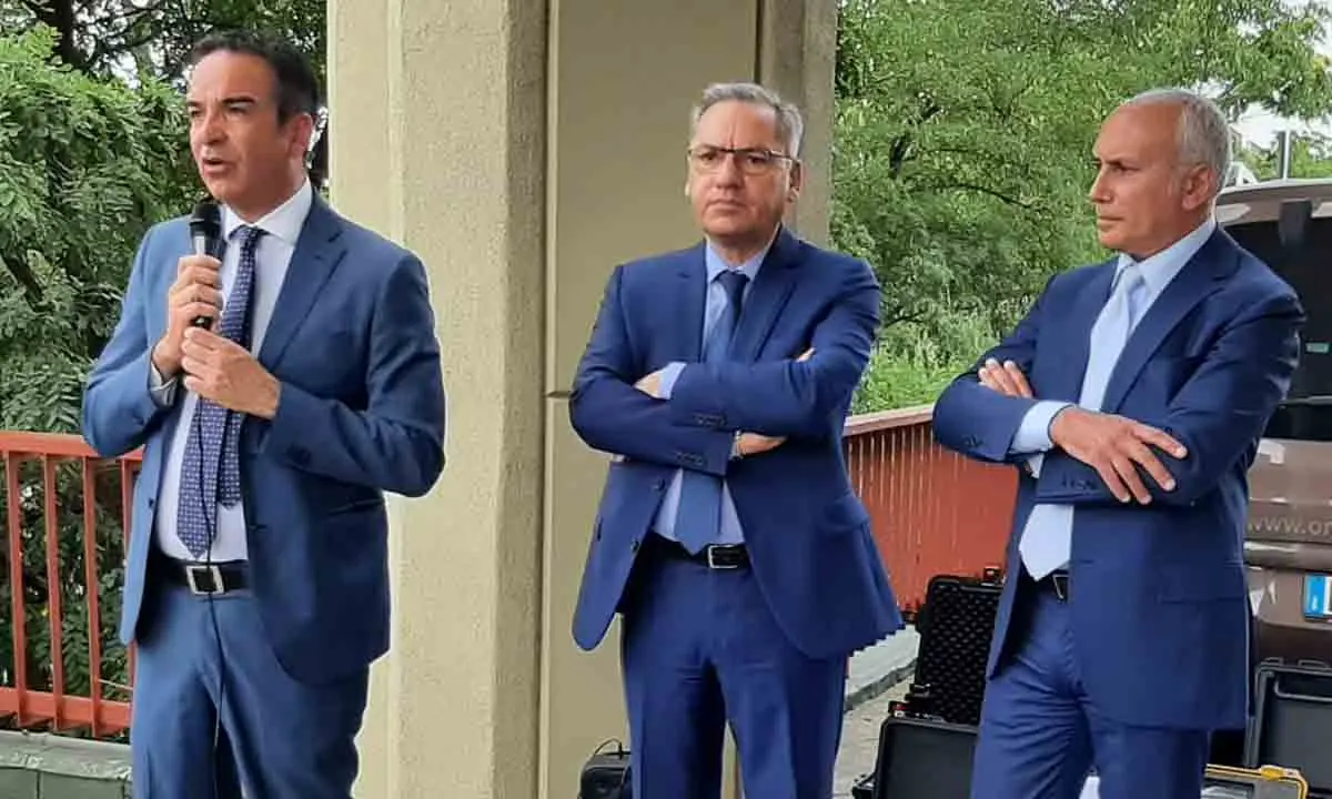 Caruso è 67° tra i sindaci più amati d’Italia. Occhiuto 4° tra i governatori