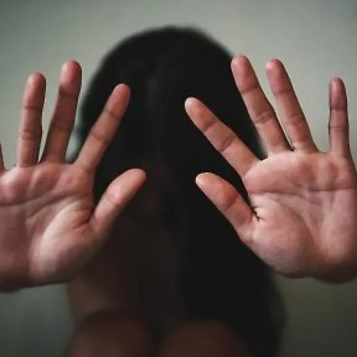 Corigliano Rossano, maltrattamenti e violenza sessuale sulla figlia. Un arresto