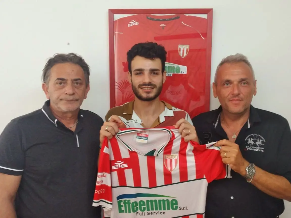 Ve Rende, il mercato inizia col botto: preso il centrocampista Gaudio