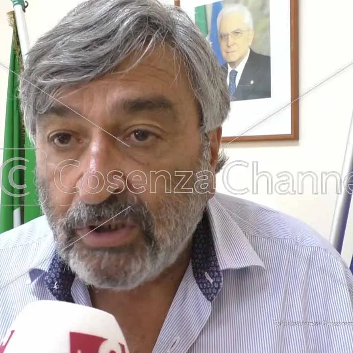 Amantea, nasce l'ambulatorio solidale. Il sindaco Pellegrino: «Troppi cittadini rinunciano alle cure»\n