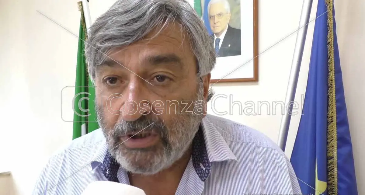 Amantea, nasce l'ambulatorio solidale. Il sindaco Pellegrino: «Troppi cittadini rinunciano alle cure»\n