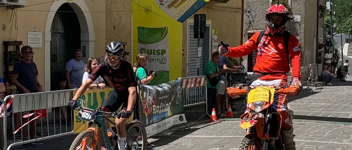 Laino Borgo, successo di partecipanti e pubblico per la gran fondo dei Bruzi