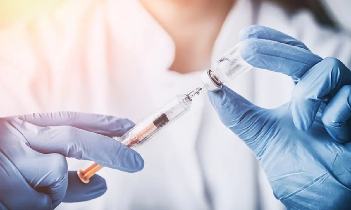 Il Governo taglia i fondi, la Calabria costretta a chiudere i centri vaccinali