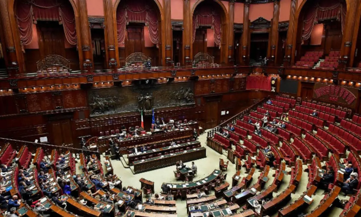 Decreto Aiuti, sì della Camera: Movimento 5 Stelle non vota